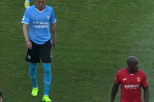 每体：埃里克-加西亚在国王杯比赛中受伤，巴萨非常关注球员伤情